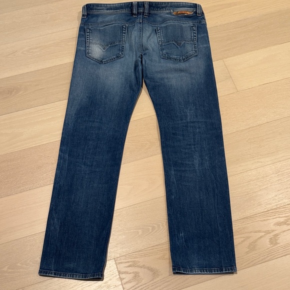 Men's Blue Denim Jeans - Picture 8 of 11